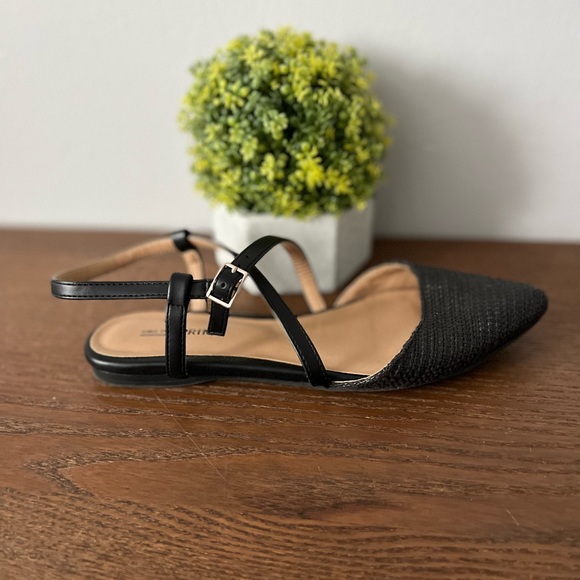 Call It Spring Shoes - Call it Spring Strappy Flats - Size 7 - Black